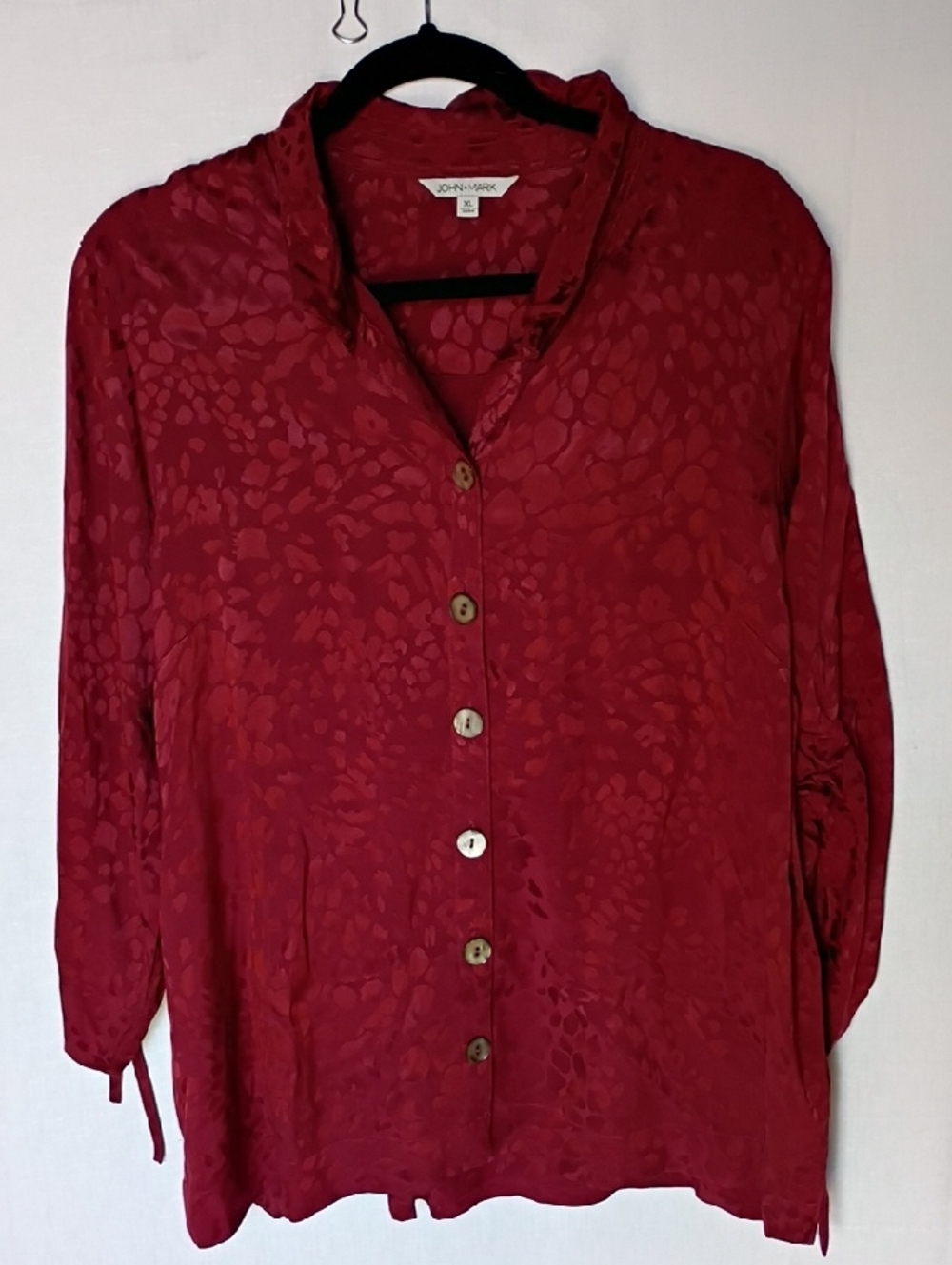John Mark Women's Animal Print Deep Red Textured Button-Up Blouse Size XL